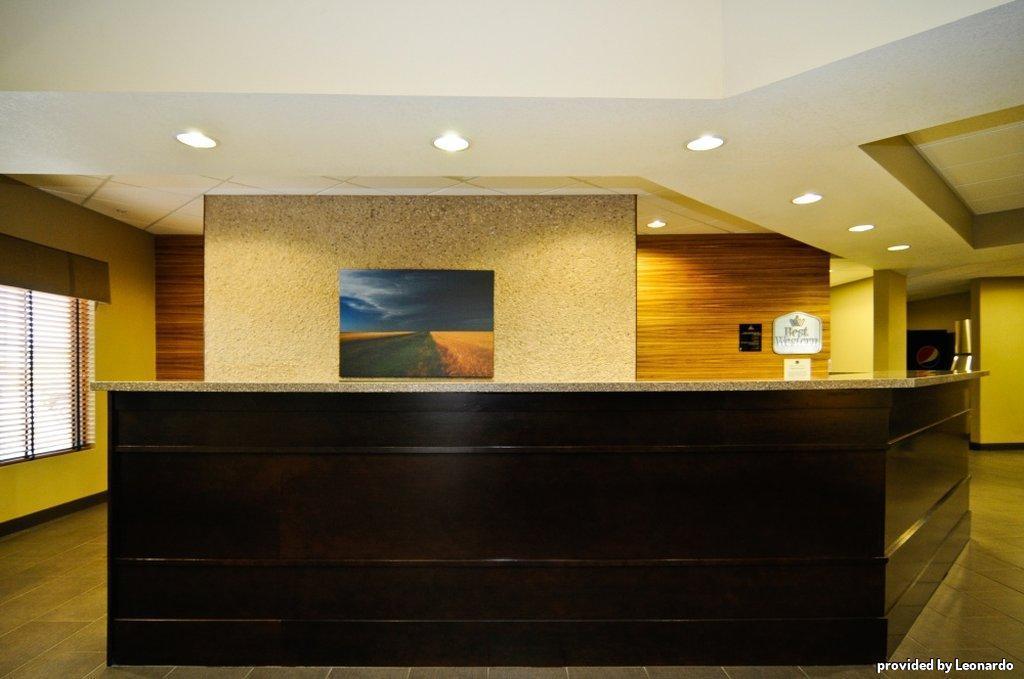 Best Western Plus Night Watchman Inn & Suites Greensburg Interior photo